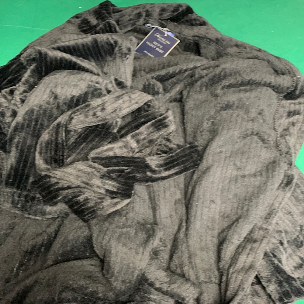 One size fits most, Mens velvet robe. Black. Brand new.
